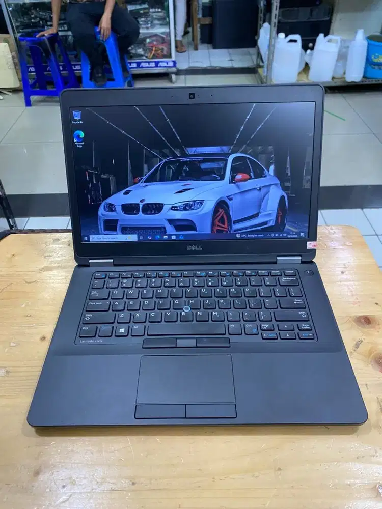 DELL LATITUDE E5470 i7 GEN-6TH 8/128GB SECOND ORIGINAL DUAL VGA