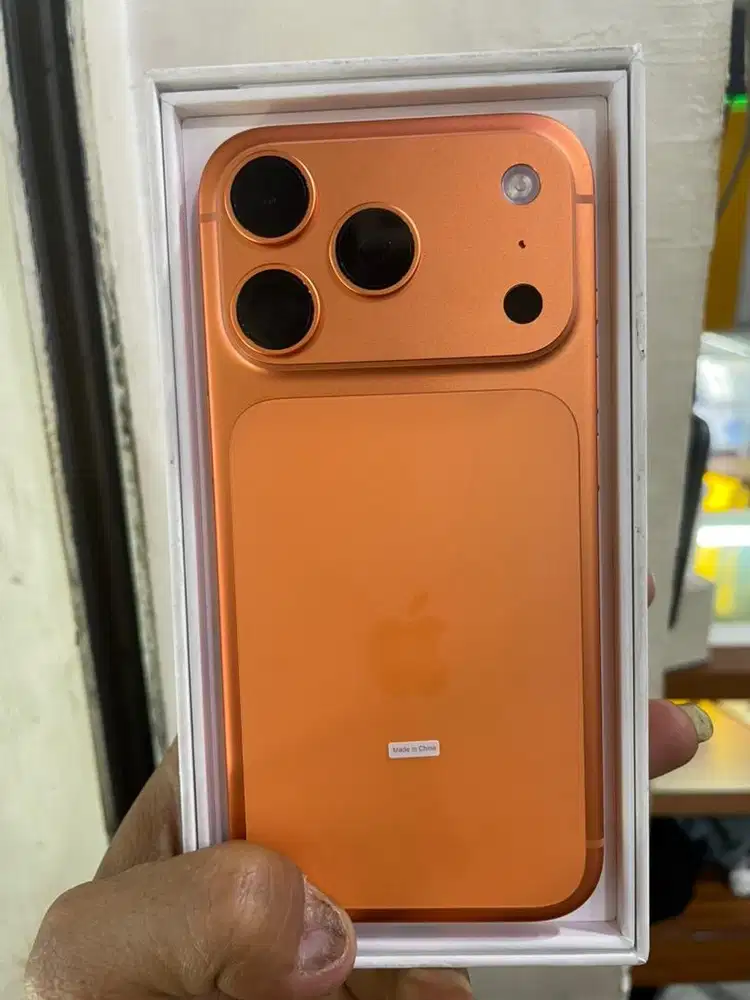 Jual iphone 17 pro 256 gb seken ibox pemakain 1 bulan.gransi masik pqn