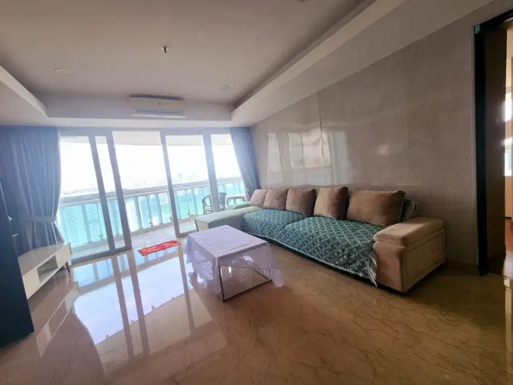 DIJUAL APARTEMEN PRIVATE LIFT FULL FURNISH DAN RENOV DI SPRING HILL KEMAYORAN LANTAI TINGGI