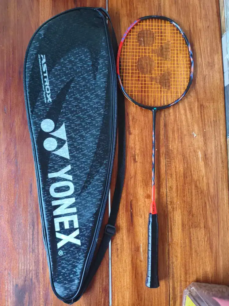 YONEX ASTROX 77 PRO