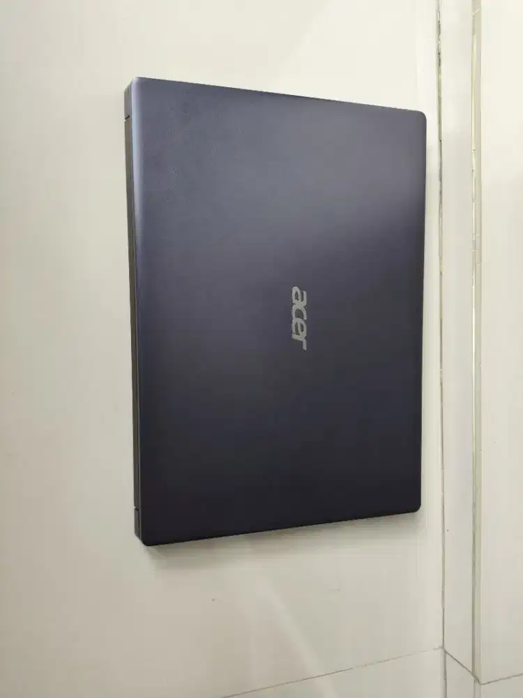Laptop Acer 3 A314
Amd ryzen 3-3250U