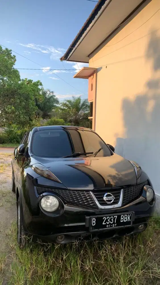 Juke RX kilometer rendah AT terawat mulus antik siapa cepat dapat