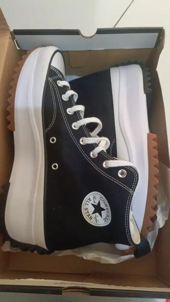 Sepatu converse ukuran 46