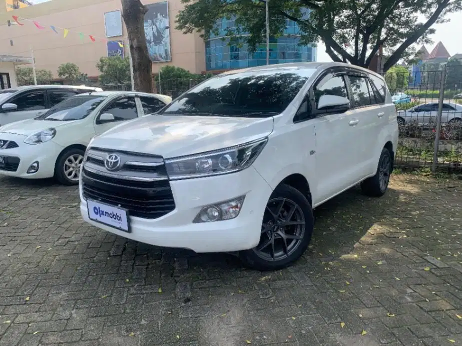 DP MURAH Toyota Kijang Innova 2.0 V Bensin-AT 2018 Putih CAGKD