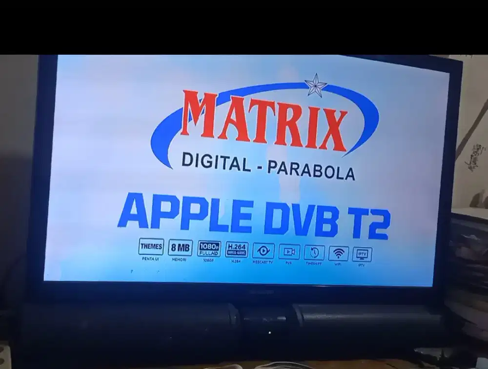 TV SHARP IOTO 32 + STB