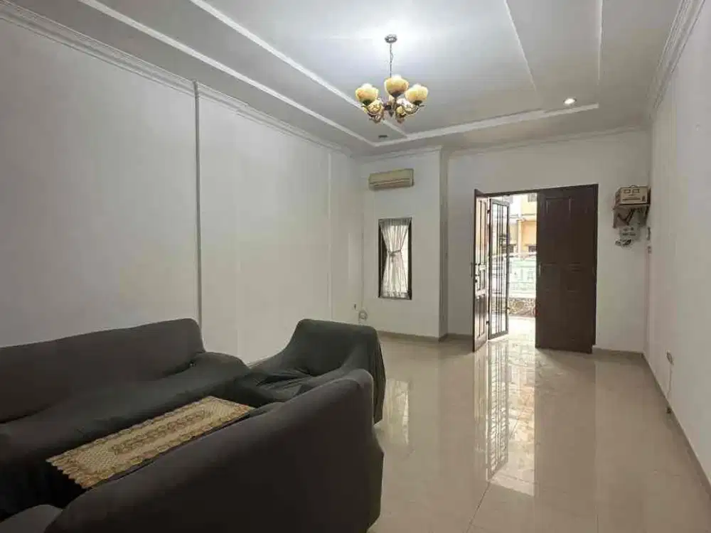 Villa Cemara Asri Klasik Semi Furnished