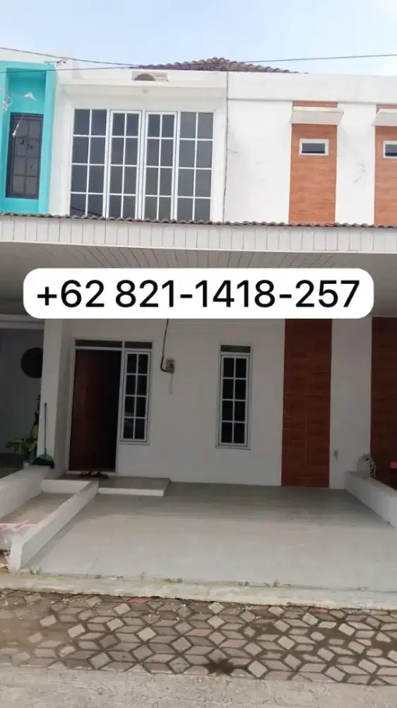 Disewakan Rumah Baru 2LT, furnished, di Cluster, Dekat Tol Komsen
