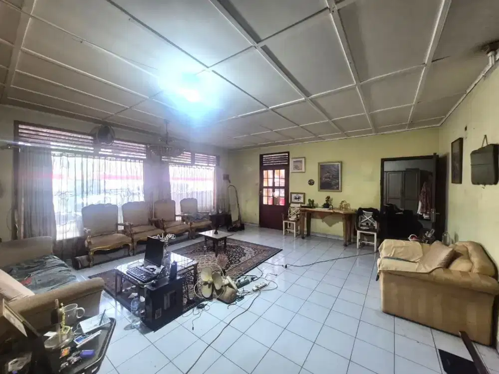 Rumah Hitung Tanah di Radio Dalam Strategis untuk Hunian dan Usaha