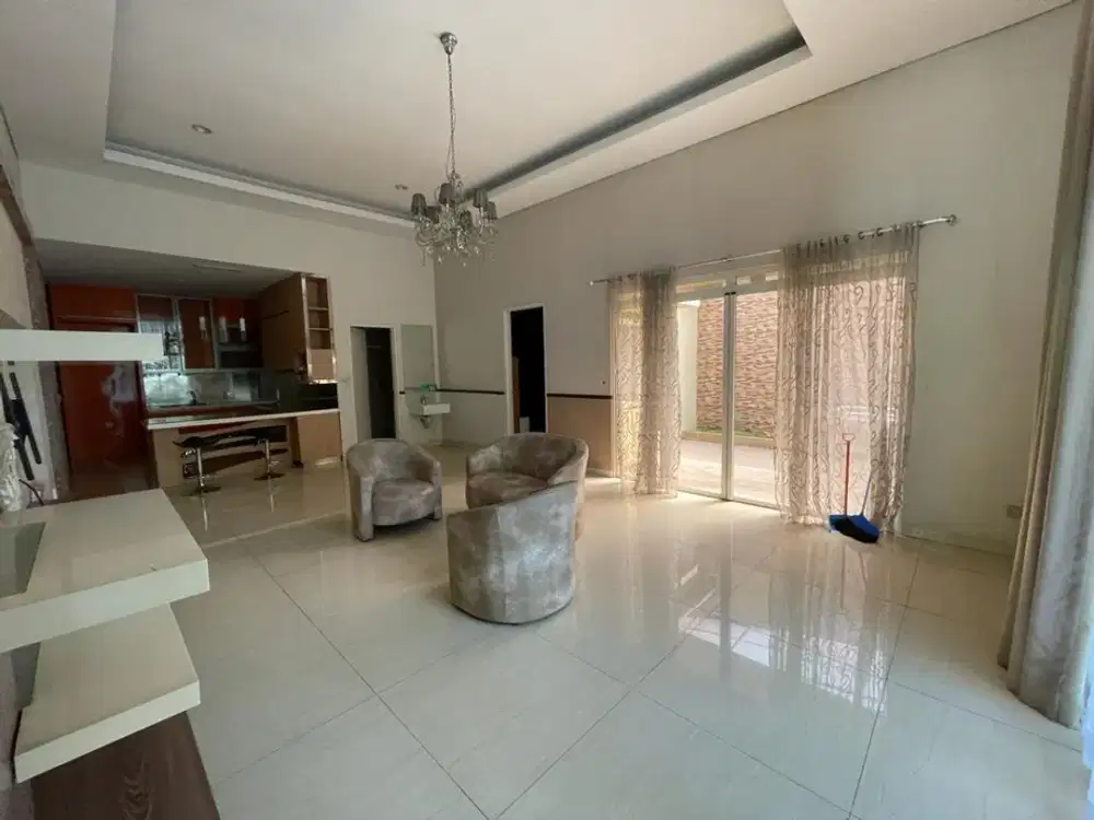 Rumah Siap Huni NAGANINGRUM HOEK, KBP, Kota Baru Parahyangan