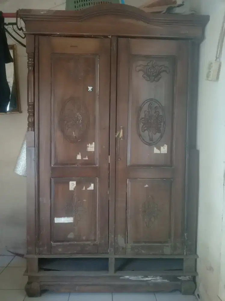 Lemari jati lawas 200x120