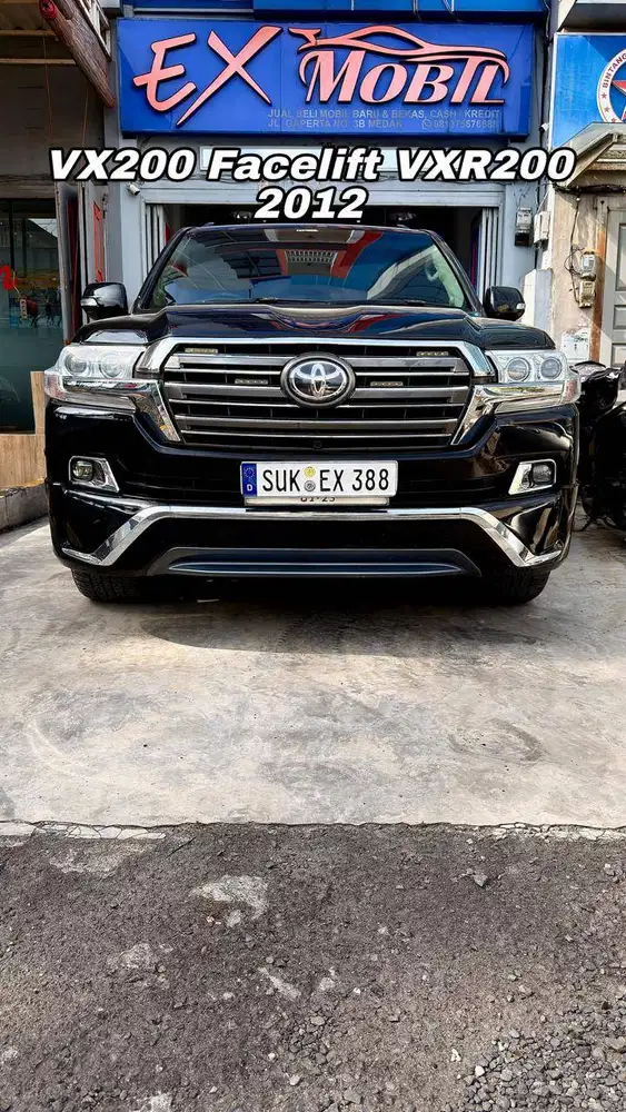 Toyota Landcruiser VX200 2012