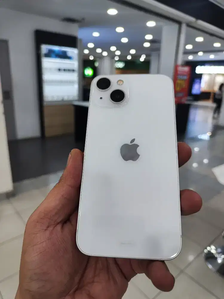 iPhone 13 128GB iBox