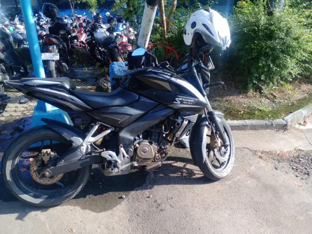 dijual cepat pulsar 200ns