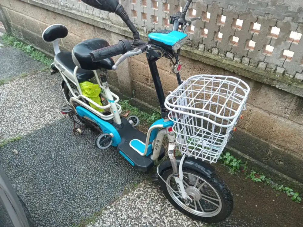 Sepeda Listrik Selis Butterfly