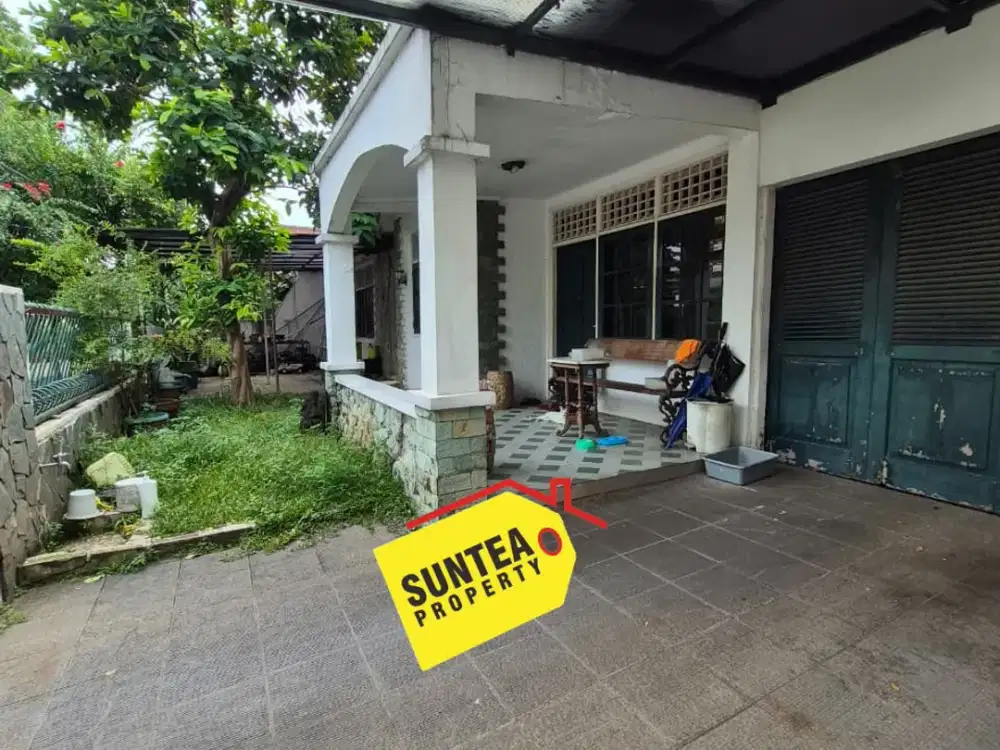 Di Jual Rumah Hitung Tanah di Komplek Praja dekat Mal Gandaria