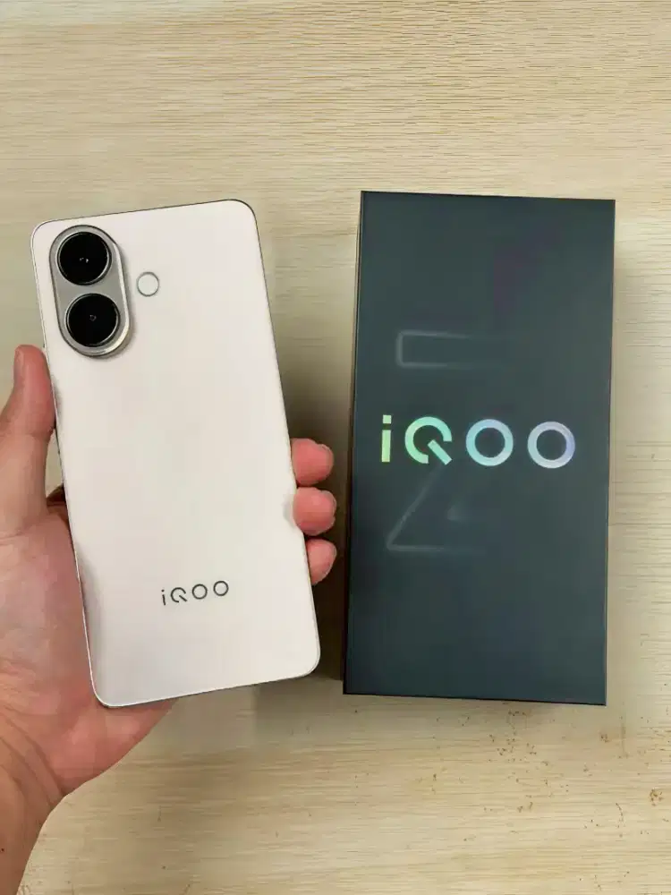 Iqoo z10r 5g 8/128