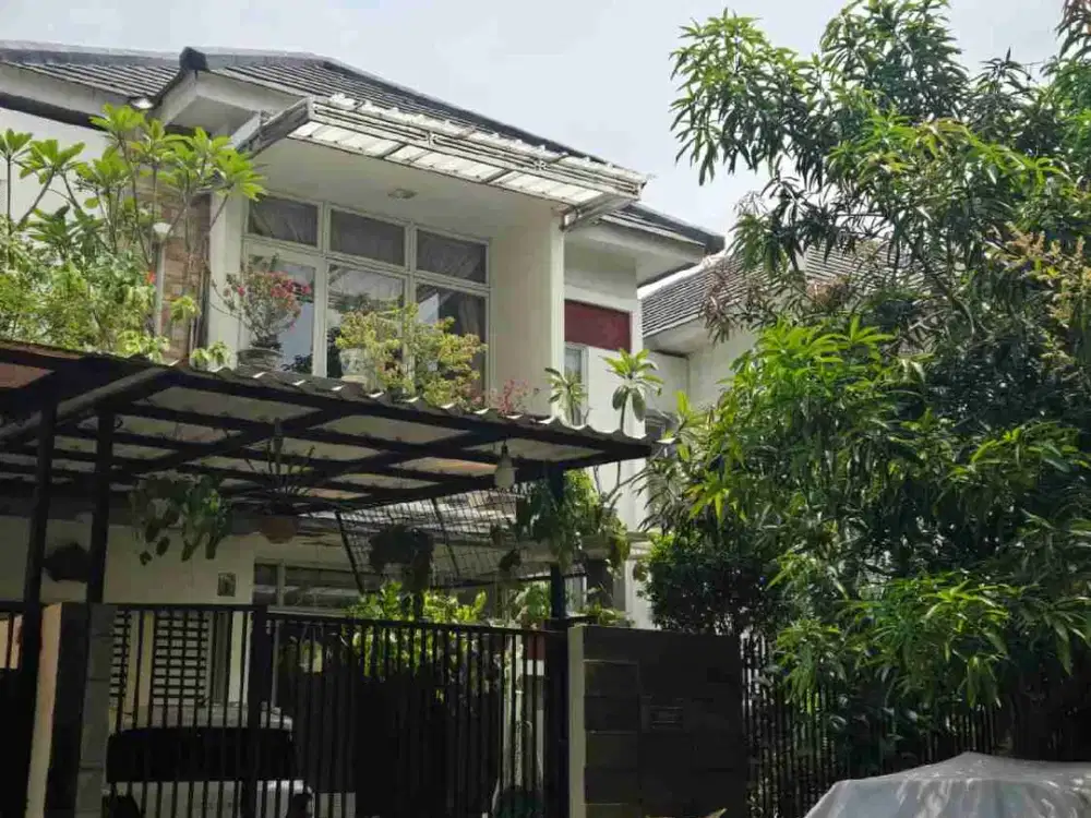 Rumah mewah Dijual Cepat di Metland Menteng Jakarta Timur