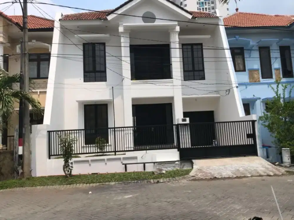 Dijual  Cepat dan Disewakan Rumah Bagus 2 Lantai di Graha Sampurna Wiyung, Surabaya Barat