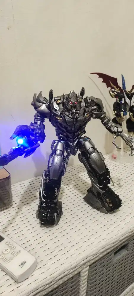 Megatron BMB LS-06