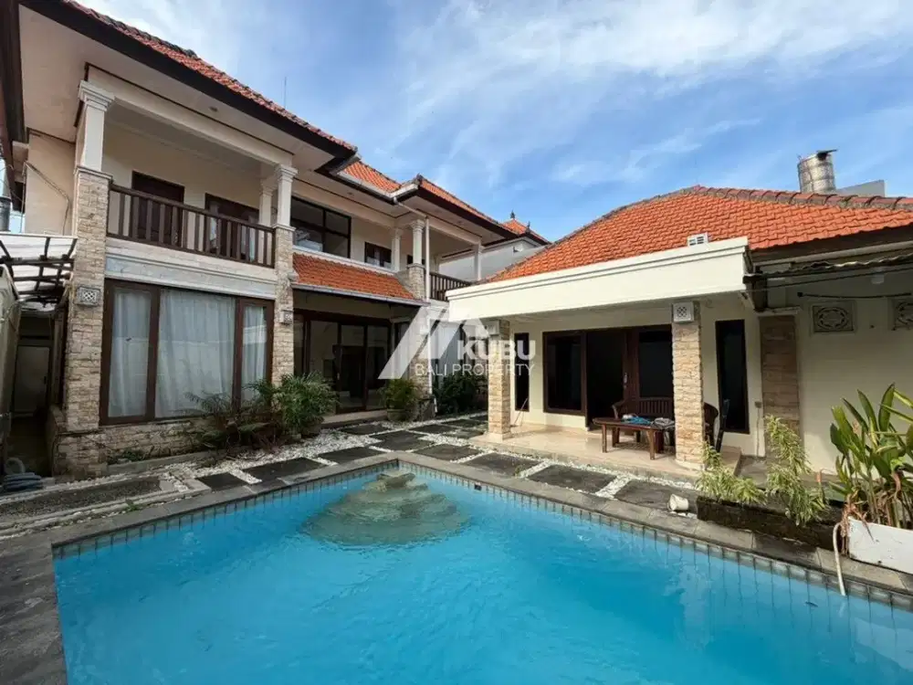 KBP1602 Minimalist villa with 3 bedrooms and office space.