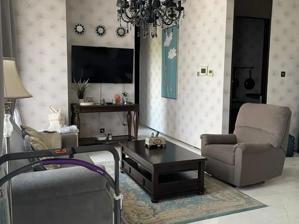 Dijual Apartemen Senopati Suites Furnished 2BR Uk 120 m2 at Jakarta Selatan