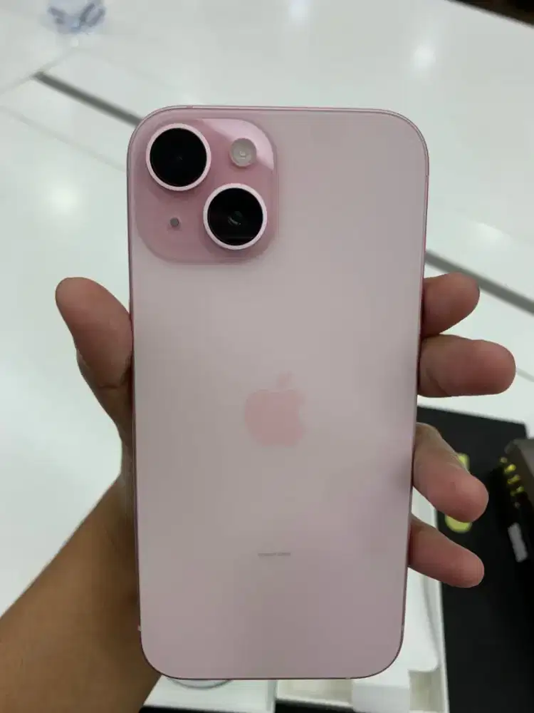 iPhone 15 (Bisa Kredit)