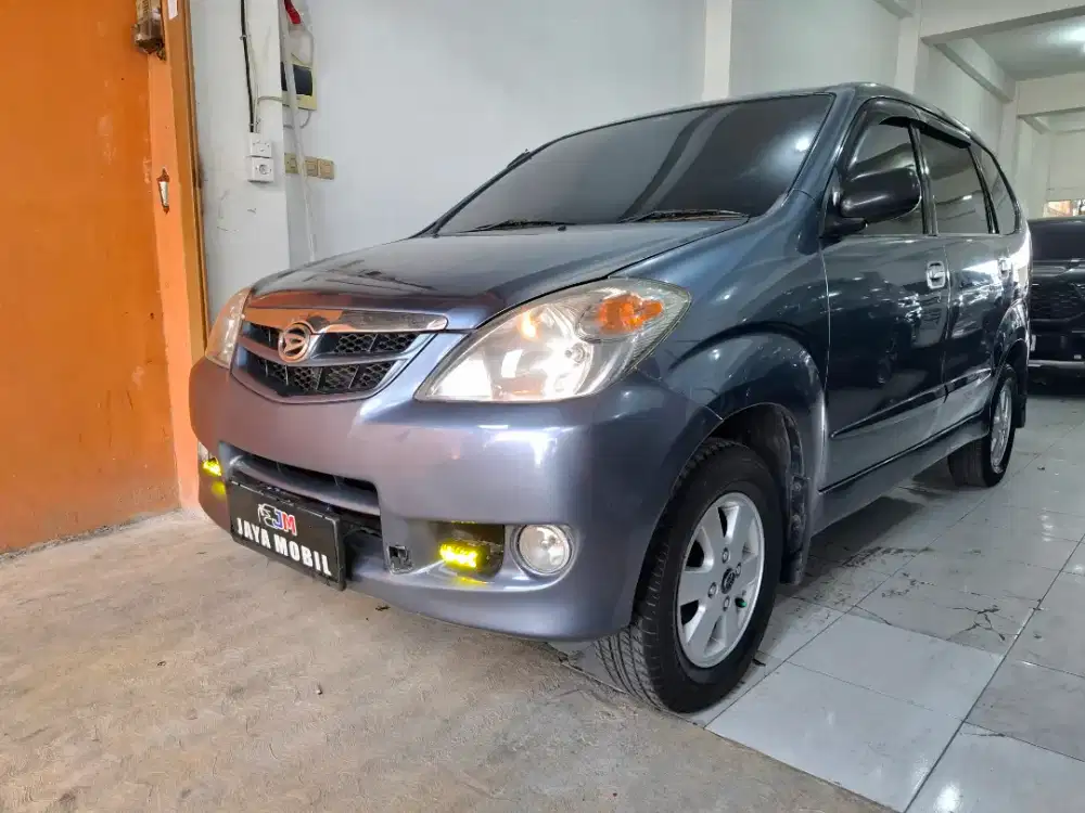 Daihatsu Xenia Xi 1.3 Deluxe M/T, 2010