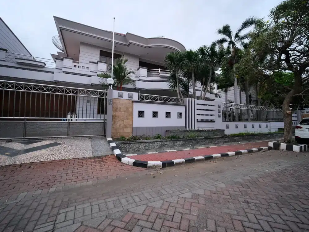 DIJUAL CEPAT -  RUMAH MEWAH SATELIT TOWN HOUSE 1 JL RAYA BIMA SAKTI - SURABAYA BARAT