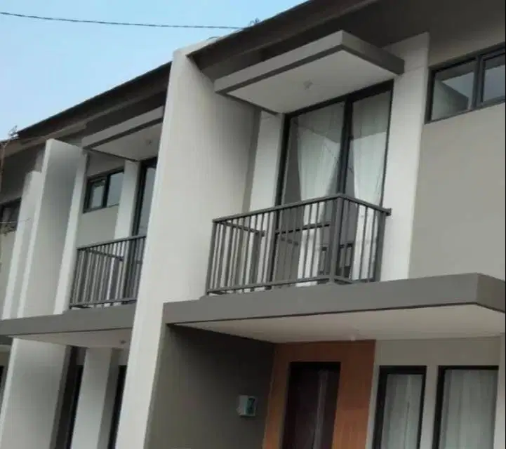 Rumah Baru 2 Lantai Lokasi Kebon Kopi Sayap Jalan Raya Cibeureum