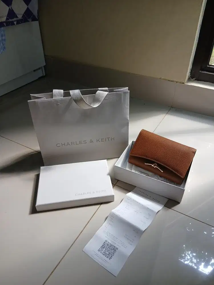 Dompet CK .. Dari beli baru belum pernah di pakai