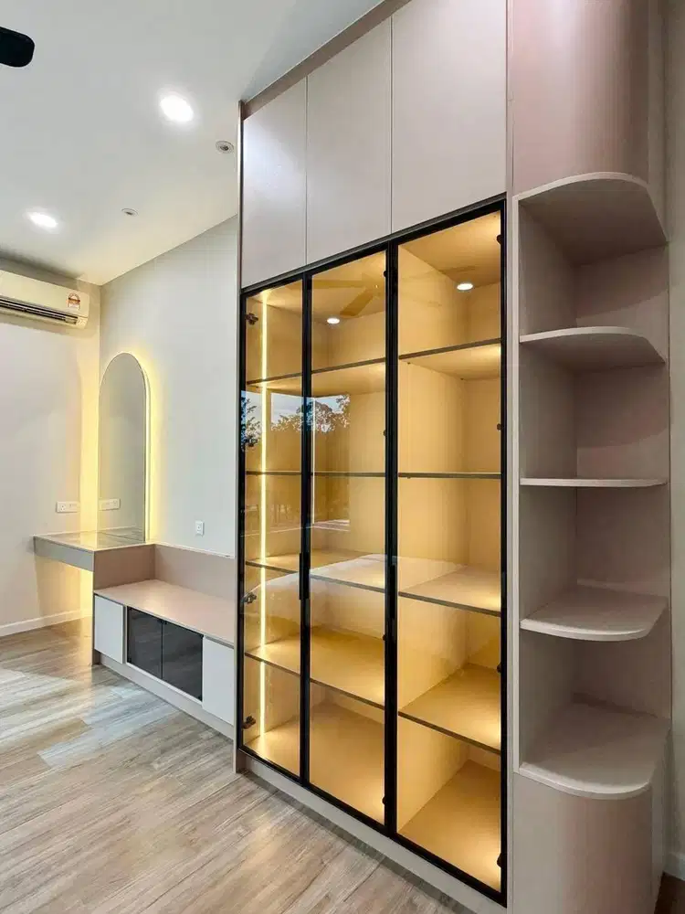 Lemari Custom By Empat Kaki Interior