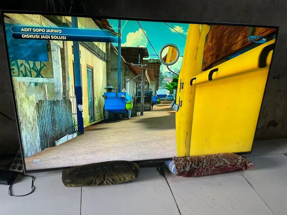 Tv led 79 in merk lg normal siap pakai gays gambar jernih