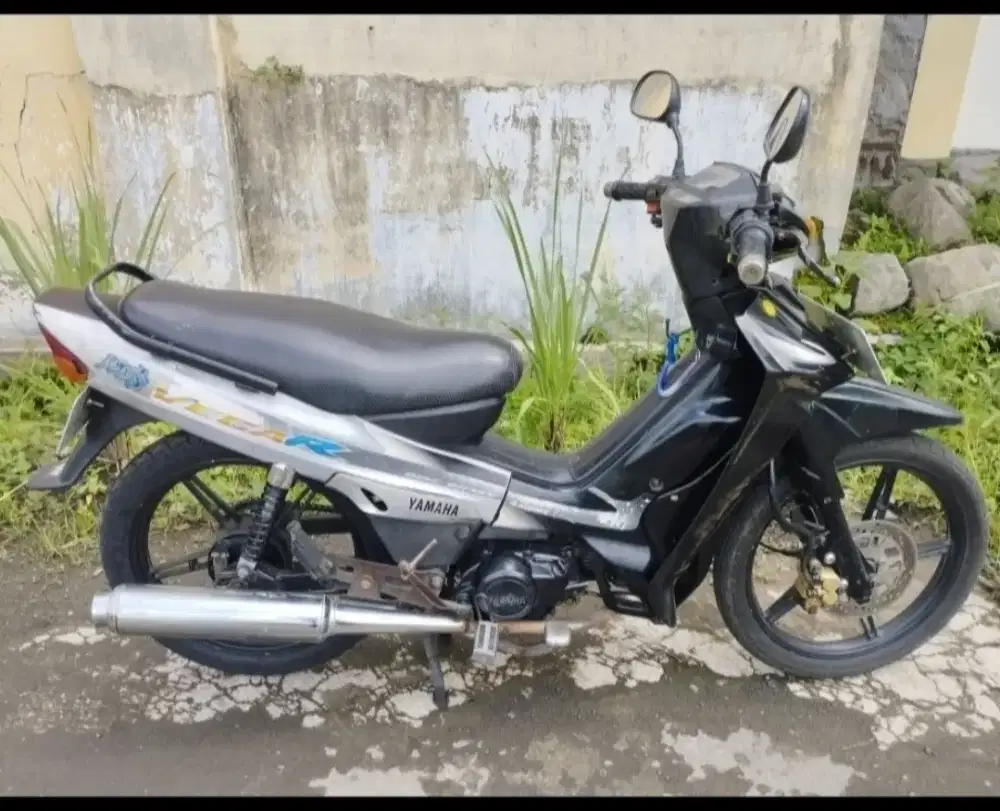 Yamaha VEGA R 2004