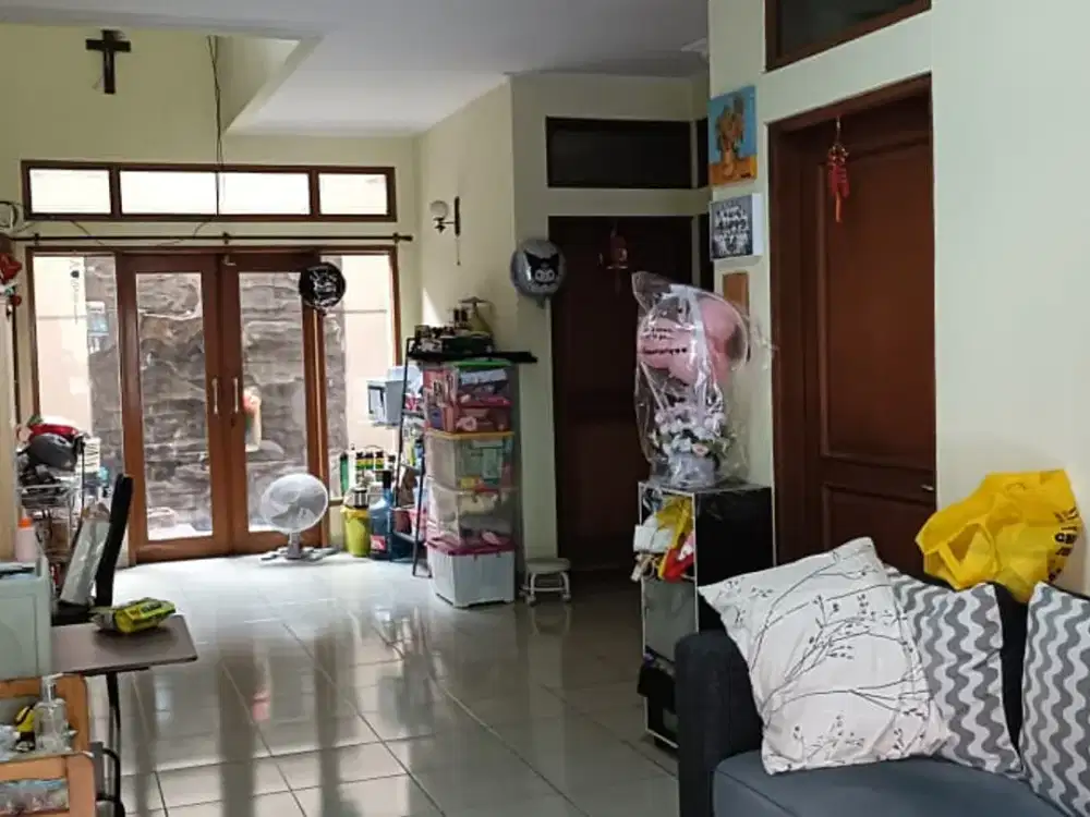 Termurah! Rumah hitung tanah komplek elit Batununggal Bandung