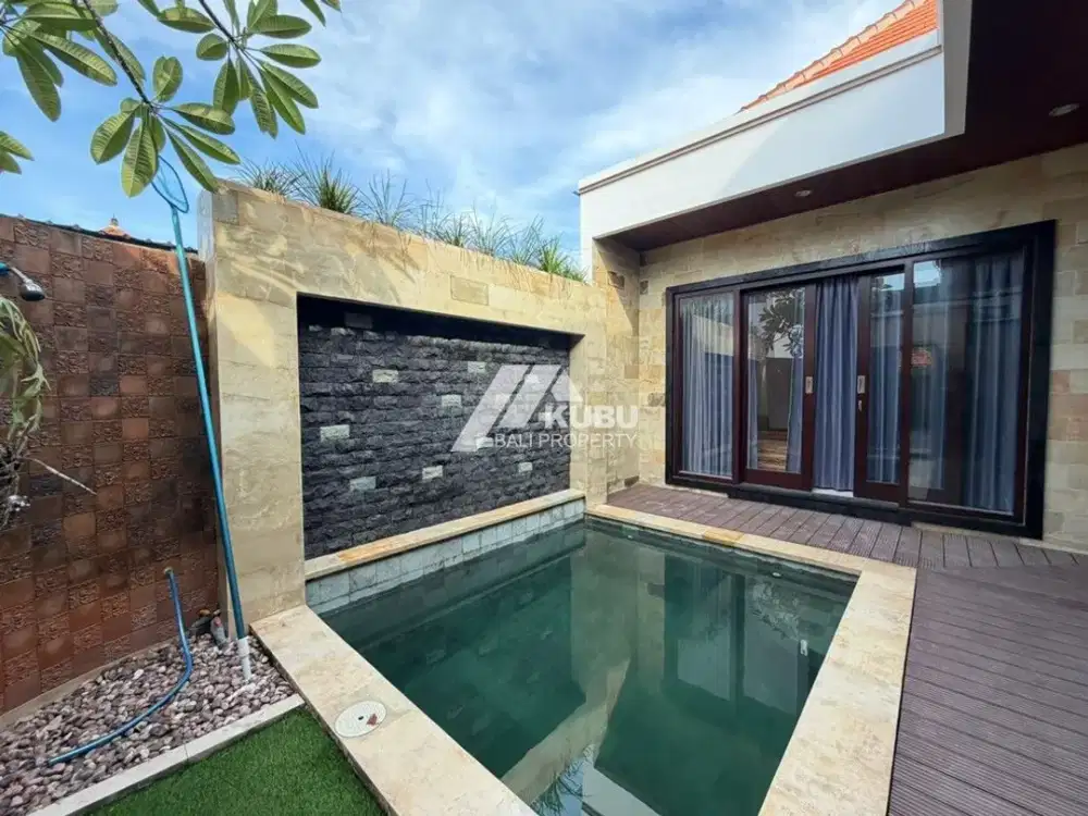 KBP1601 Charming Villa with 1-story building in the complex area.