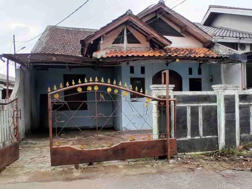 di jual rumah di Cirendeu