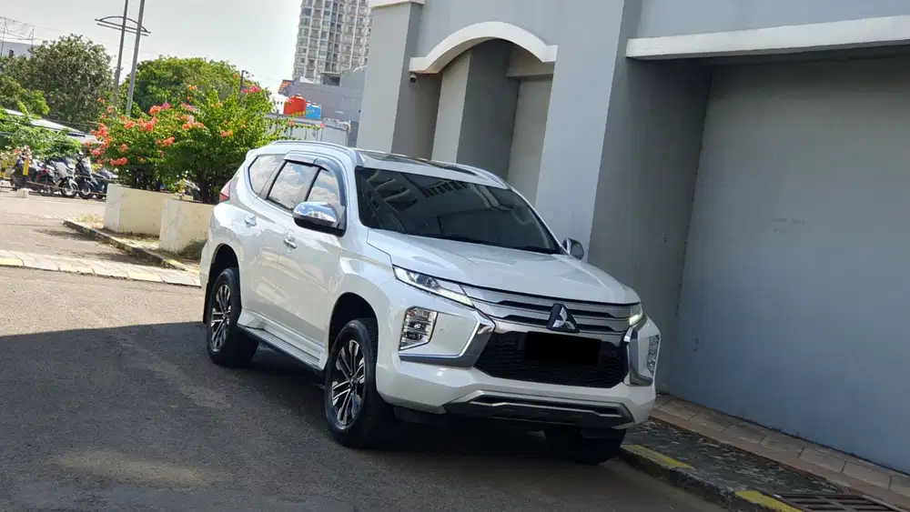 [ LOW KM ] Mitsubishi Pajero Sport Dakar 2.4 Sunroof 4x2 AT 2023/2024