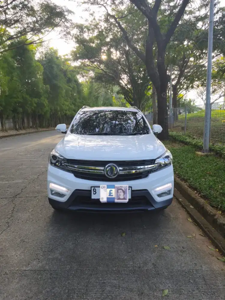 Glory 560AT Putih, KM Rendah, Like New, Sound system Nanotec