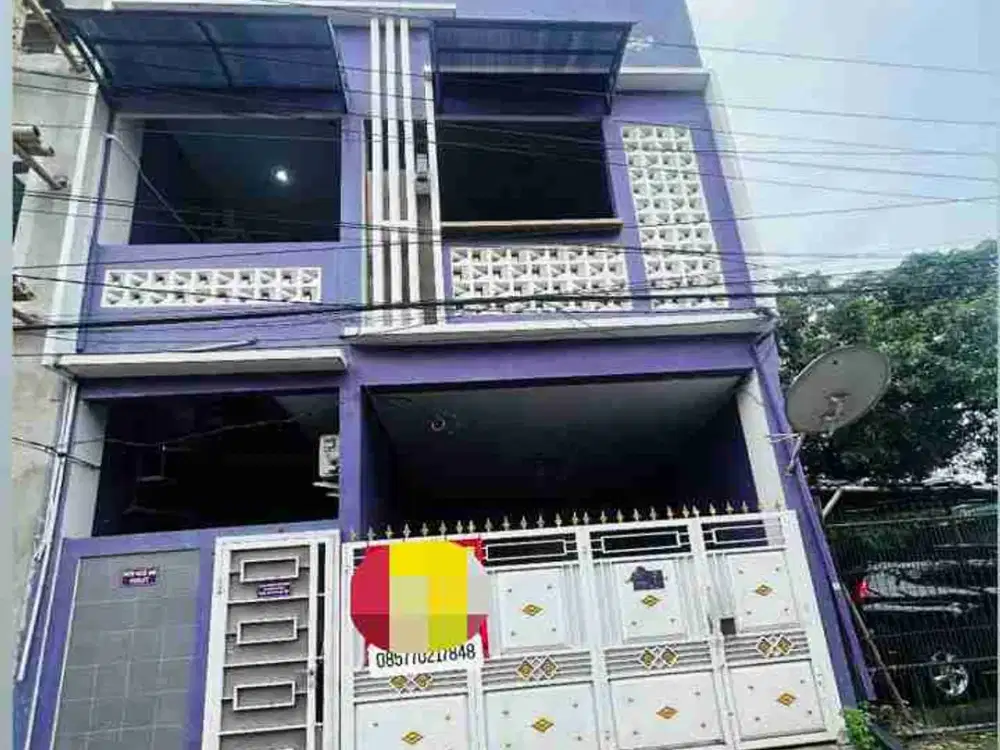 dekat stasiun Tebet dijual rumah bonus 3 kontrakan d Tebet Jakarta selatan