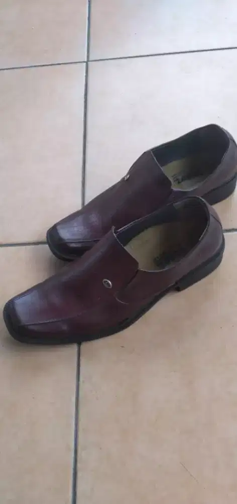 Jual sepatu Kulit
