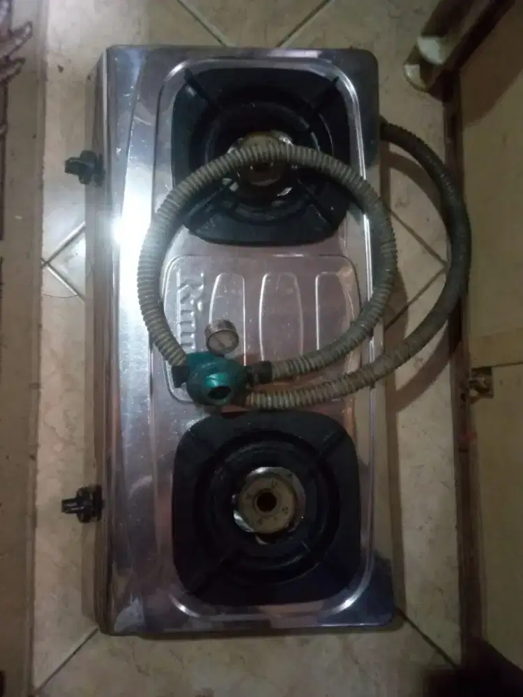 Kompor gas stenlis rinnai+selang+regulator