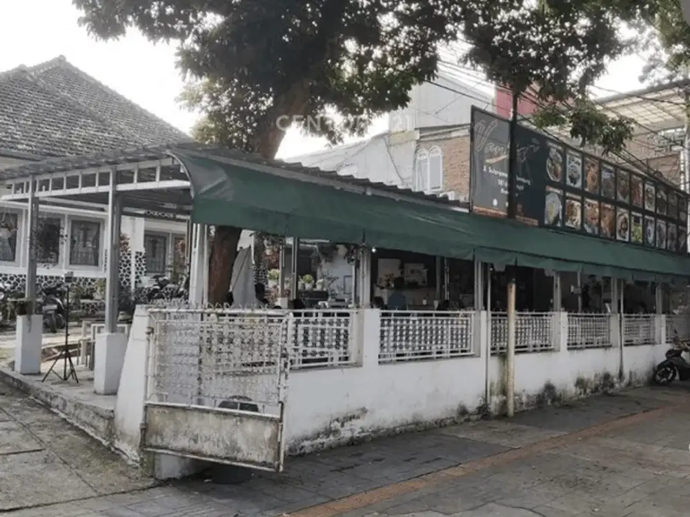 Rumah Include Kost Dan Kafe Di Main Road Dago Bandung