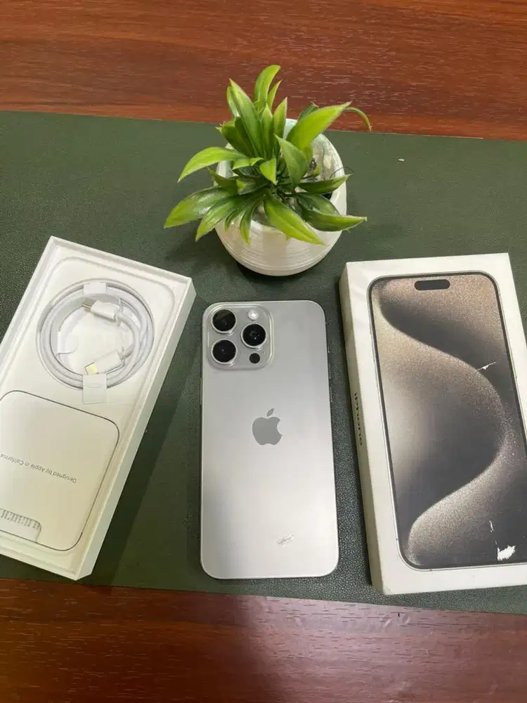 Iphone 15pro max 1tb Natural titanium ibox fullset