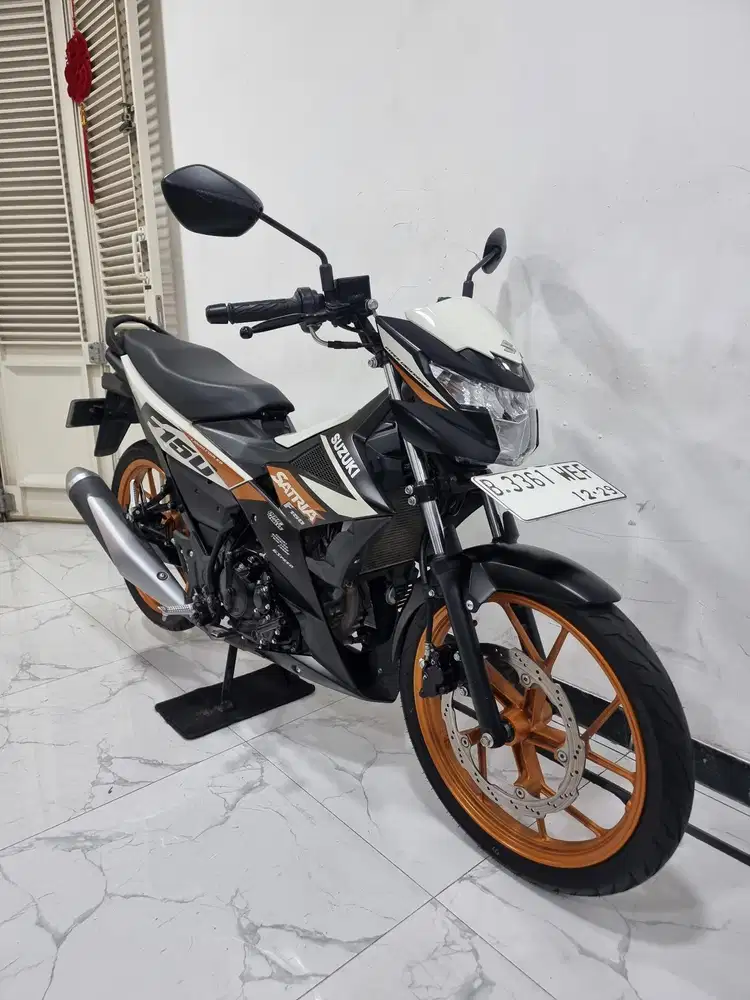 Suzuki Satria F150 Fi 2024 / 2025 bln 12 DIJAMIN SPT Baru Sudah alarm