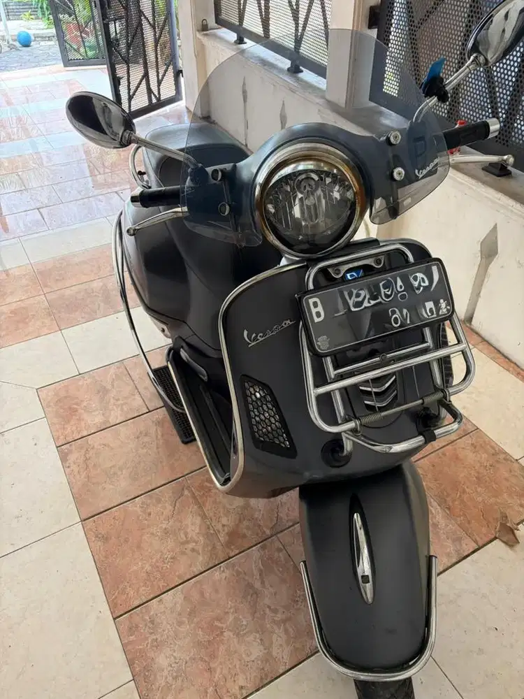 Vespa gts 3v 2017 matte grey