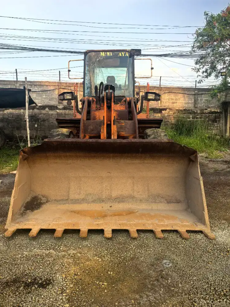 Wheel Loader Daewoo Doosan Mega 250 Komatsu Kawasaki Pasir Batu PC200