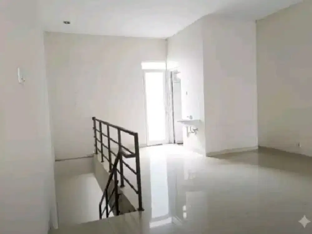 Ruko 3 lantai untuk kantor/Usaha di Gunung Batu Cicendo Bandung Ref.05446