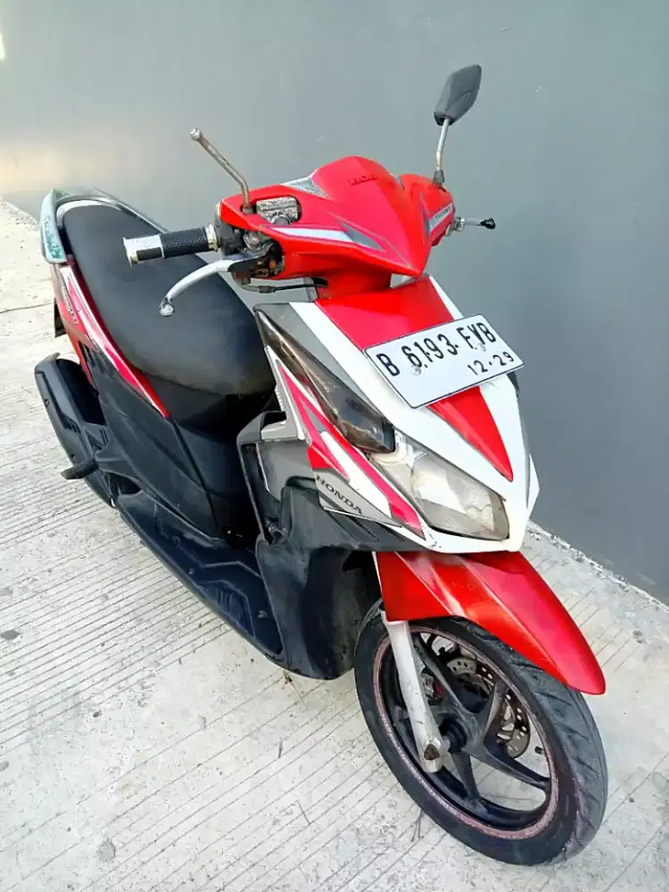 HONDA VARIO TEKNO LENGKAP
STATER TOPCER,,NYALA SEMUA
STNK nya Fotocopy