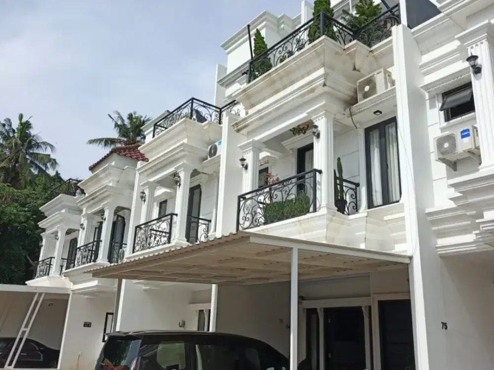 Di Jual Townhouse Modern 3 Lantai di Lenteng Agung, Jakarta Selatan