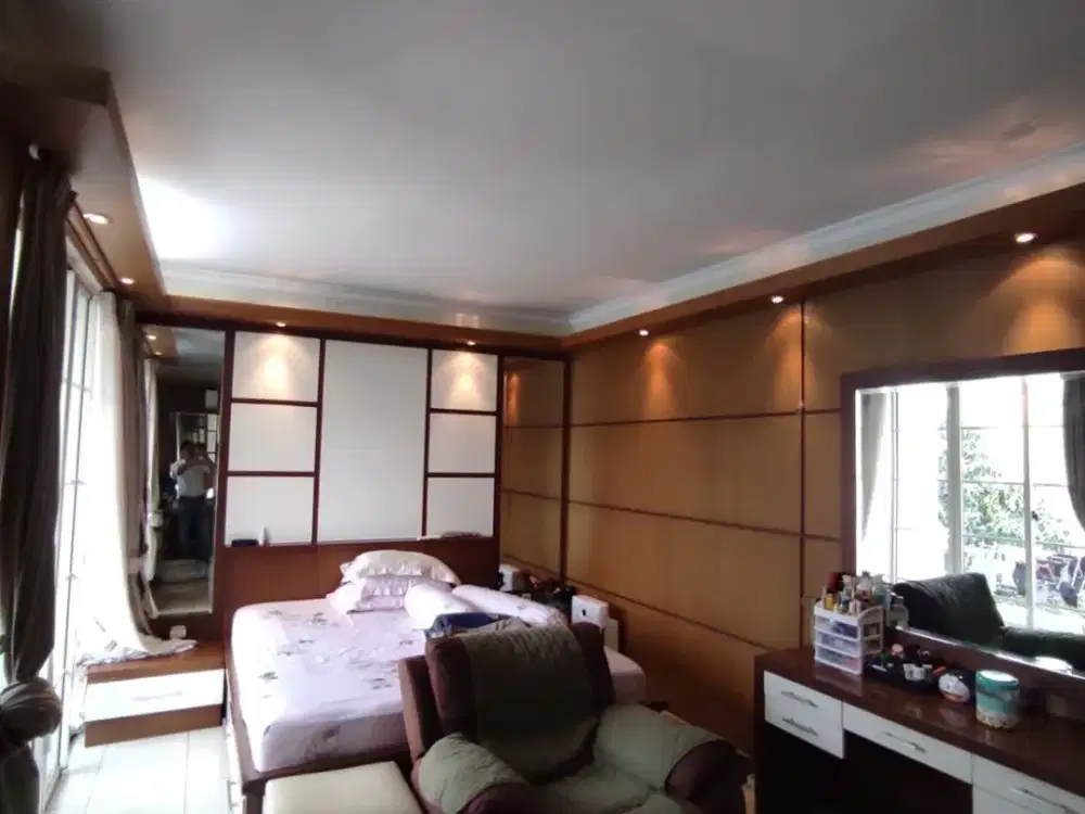 Di Jual Rumah Pik1 Cendana Golf Uk 8X18, Semi Furnish, SHM!